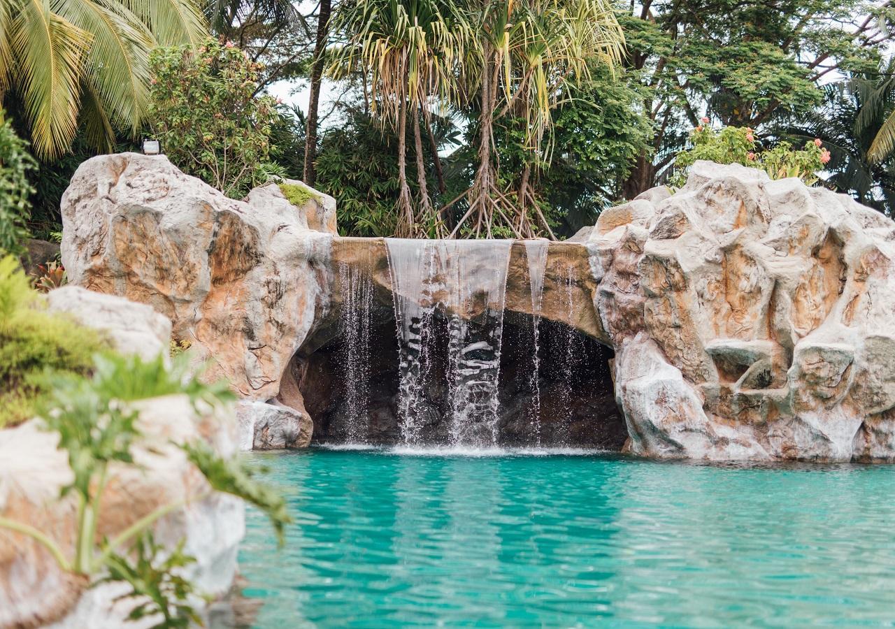 Royale Chulan Seremban Hotel Exterior photo The swimming pool at the resort